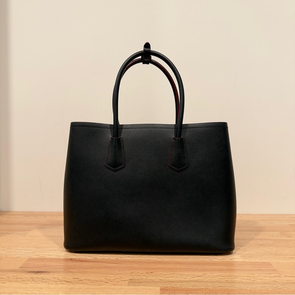 Prada Saffiano Large Double Bag (discontinued) - Picture 3 of 16